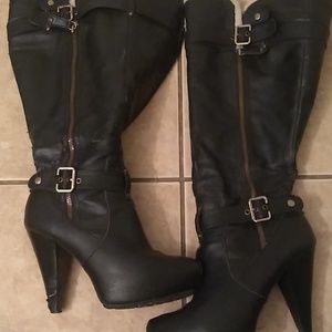 Guess boots size 8